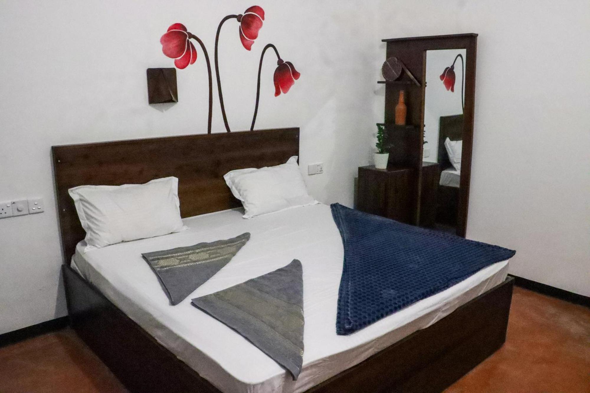 Surfers Park Arugambay Bed & Breakfast Arugam Bay Bagian luar foto