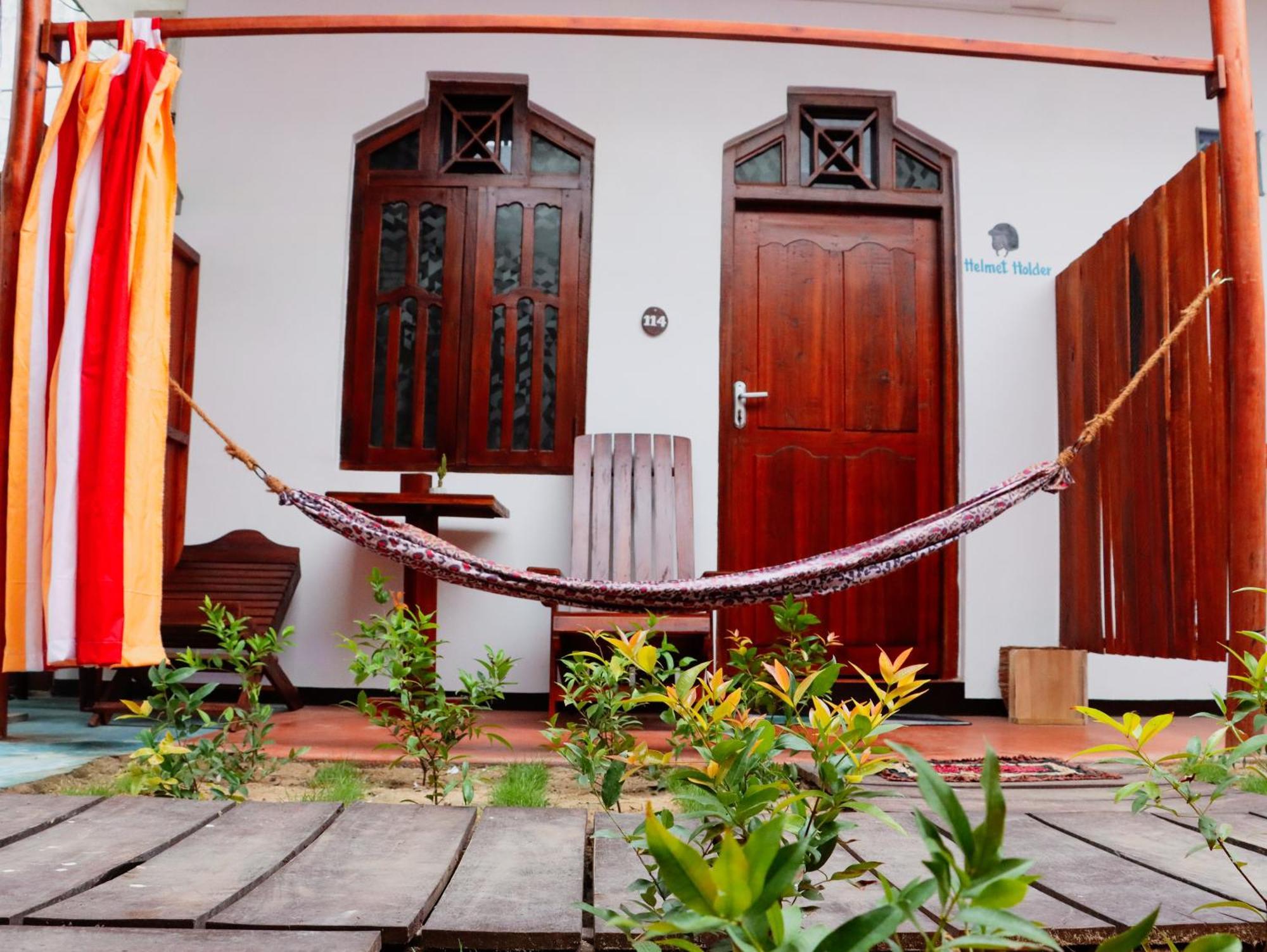 Surfers Park Arugambay Bed & Breakfast Arugam Bay Bagian luar foto