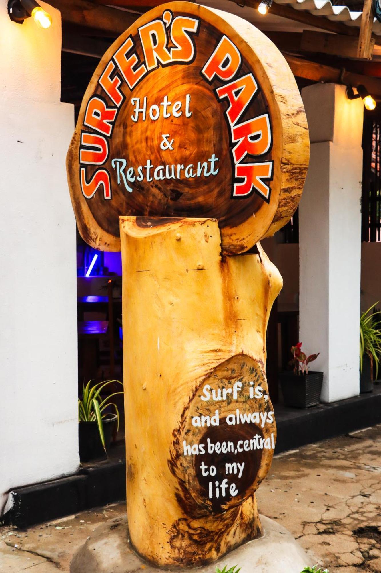 Surfers Park Arugambay Bed & Breakfast Arugam Bay Bagian luar foto