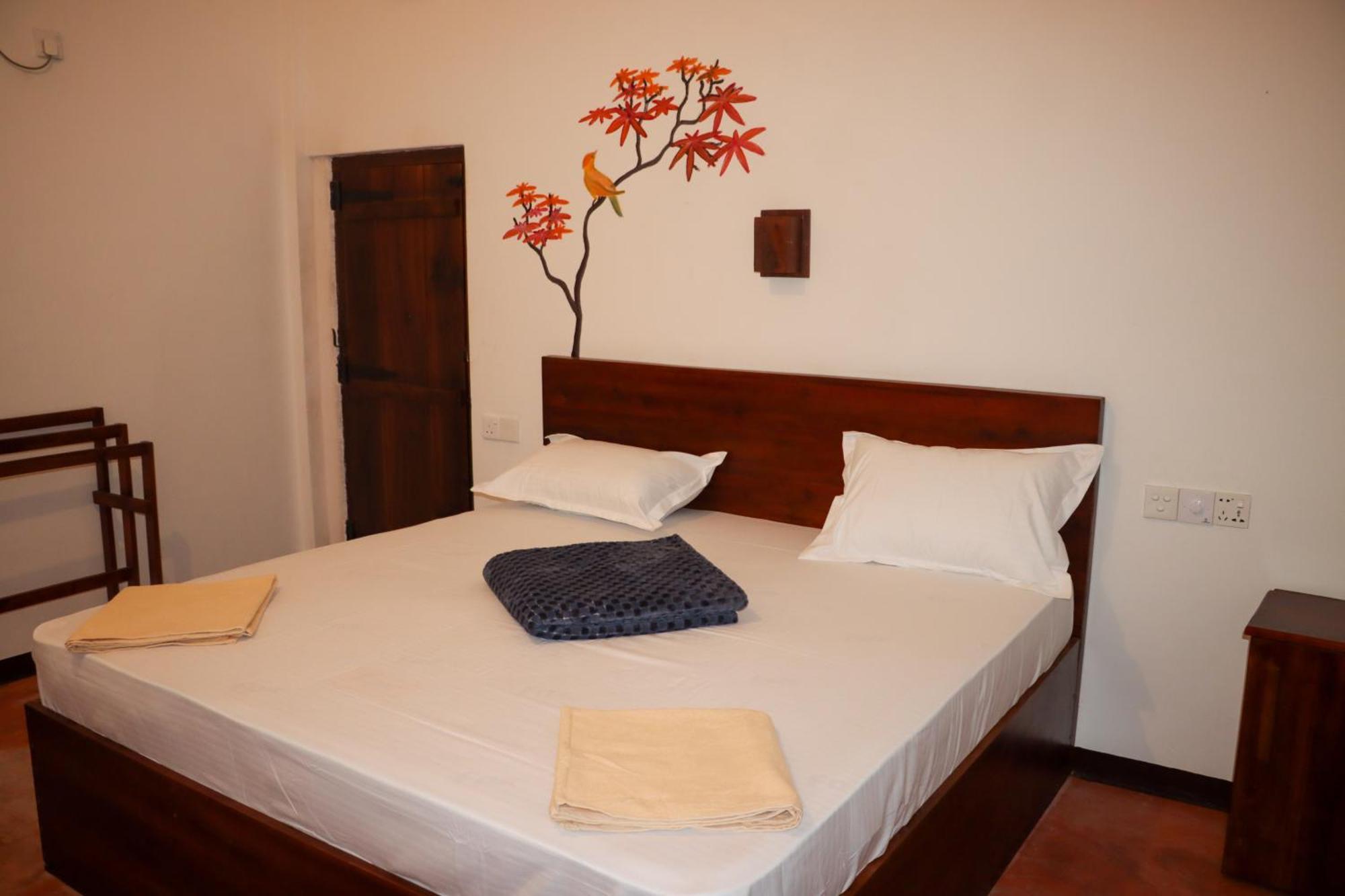 Surfers Park Arugambay Bed & Breakfast Arugam Bay Bagian luar foto
