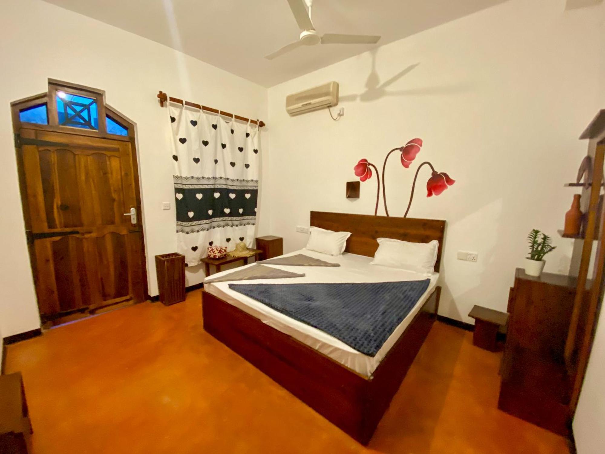 Surfers Park Arugambay Bed & Breakfast Arugam Bay Bagian luar foto