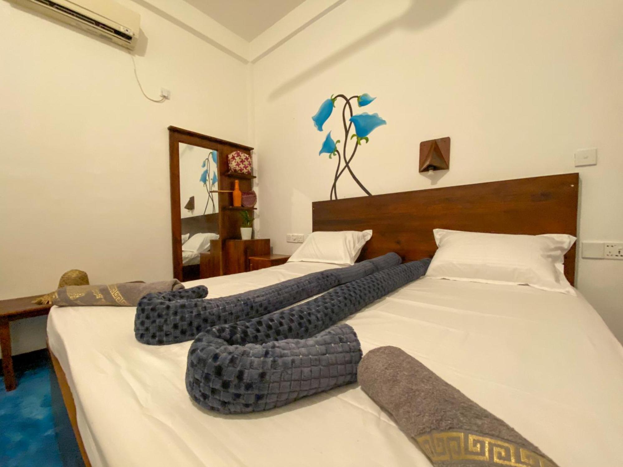 Surfers Park Arugambay Bed & Breakfast Arugam Bay Bagian luar foto