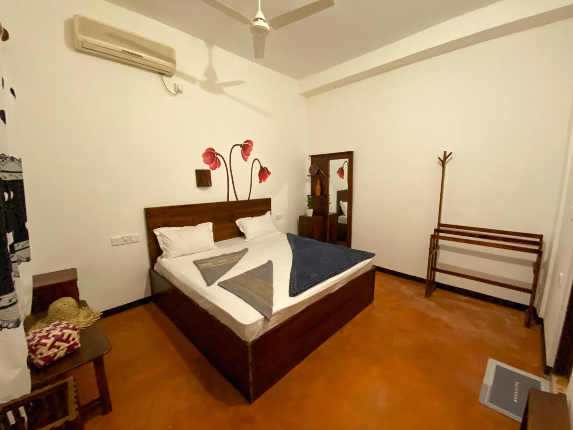 Surfers Park Arugambay Bed & Breakfast Arugam Bay Bagian luar foto